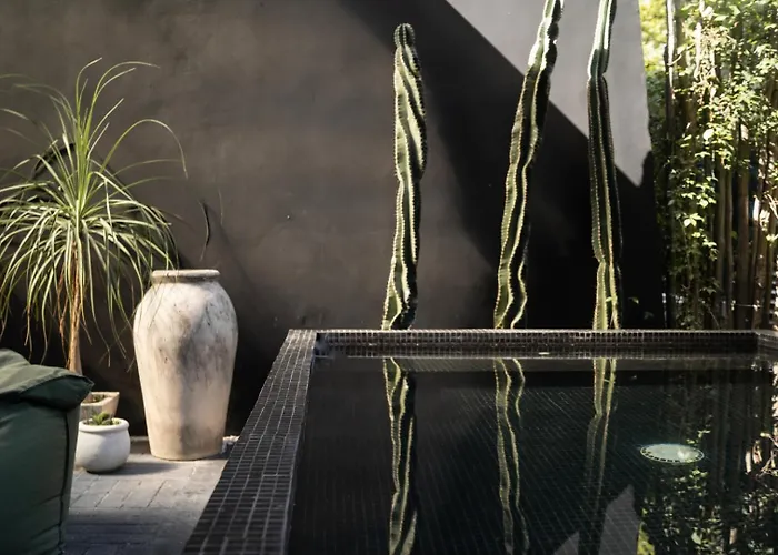 Pousada The Four Luxury Villas, 8 Pools, 15 Brs, 38 Pax Tulum