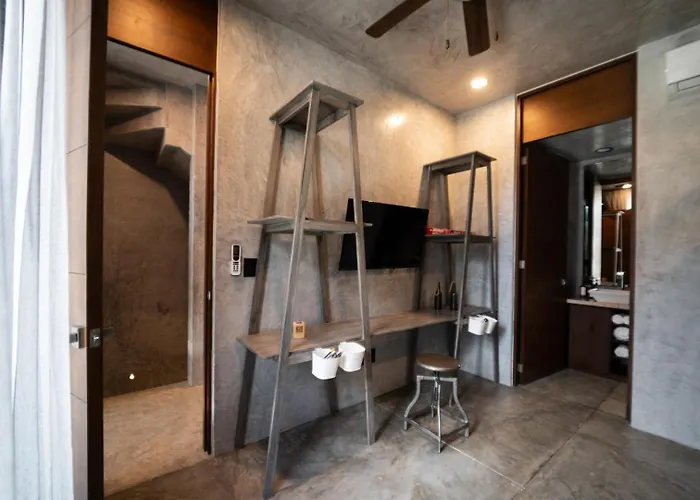 The Four Luxury Villas, 8 Pools, 15 Brs, 38 Pax Pousada Tulum