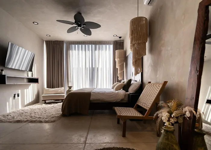 Pousada The Four Luxury Villas, 8 Pools, 15 Brs, 38 Pax Tulum