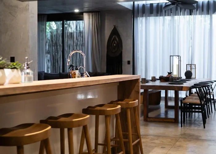 Pousada The Four Luxury Villas, 8 Pools, 15 Brs, 38 Pax