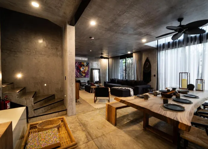 Pousada The Four Luxury Villas, 8 Pools, 15 Brs, 38 Pax Tulum